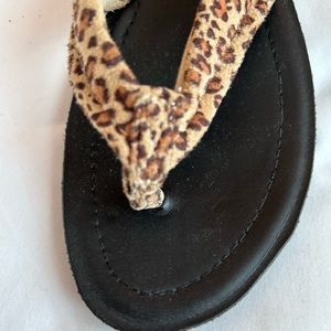 Soda leopard fabric flip flops. Size 7